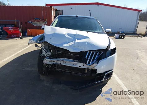 2013 Lincoln Mkx z USA, uszkodzony, nr VIN 2LMDJ8JK7DBL24726